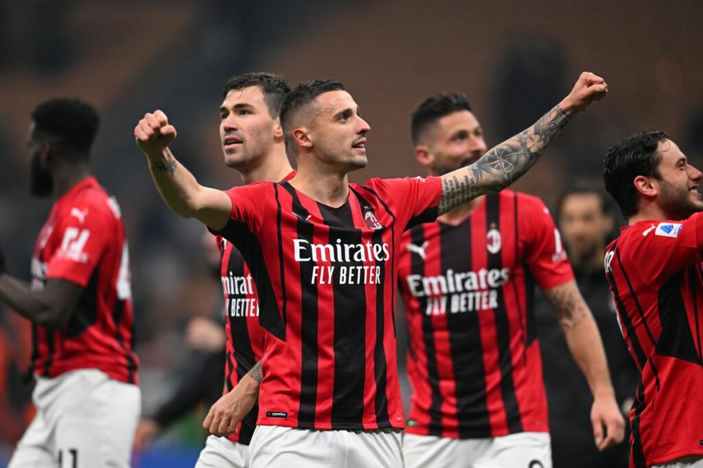 Soi kèo bóng đá AC Milan vs Inter Milan