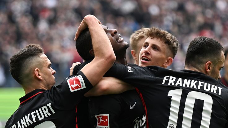 Soi kèo bóng đá Frankfurt vs Augsburg