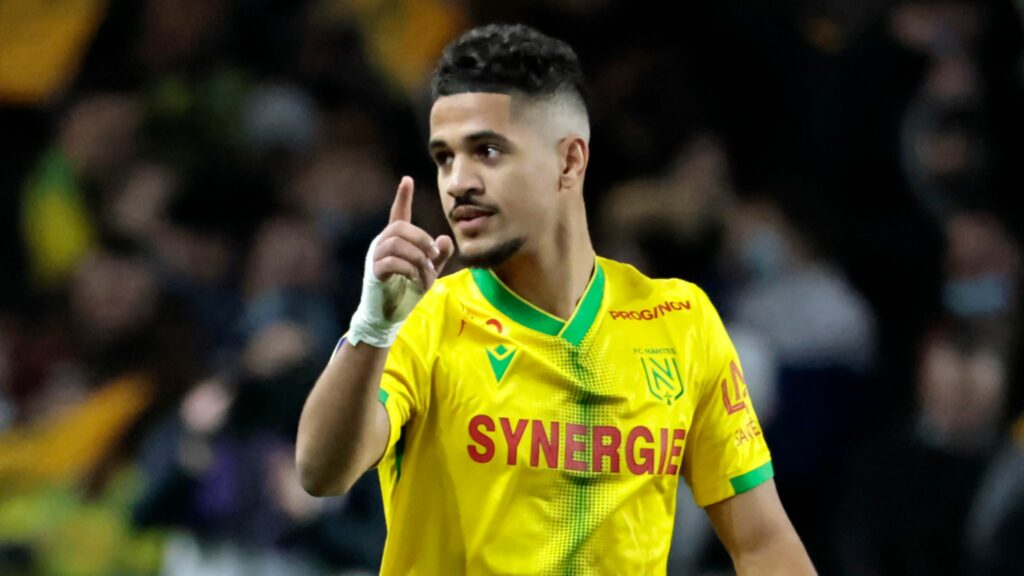 Soi kèo bóng đá Nantes vs Lyon